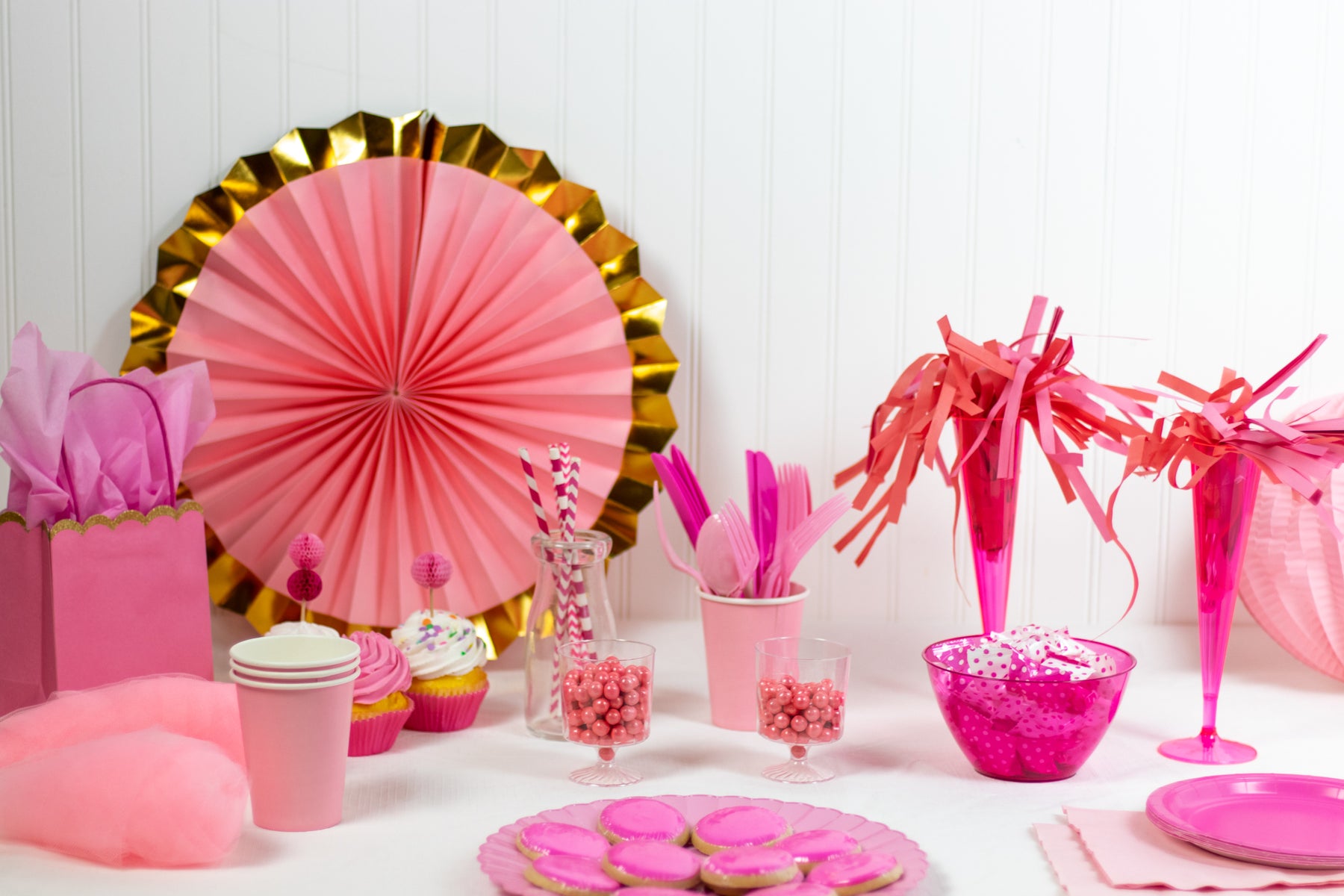 How to Throw a Pink Party!